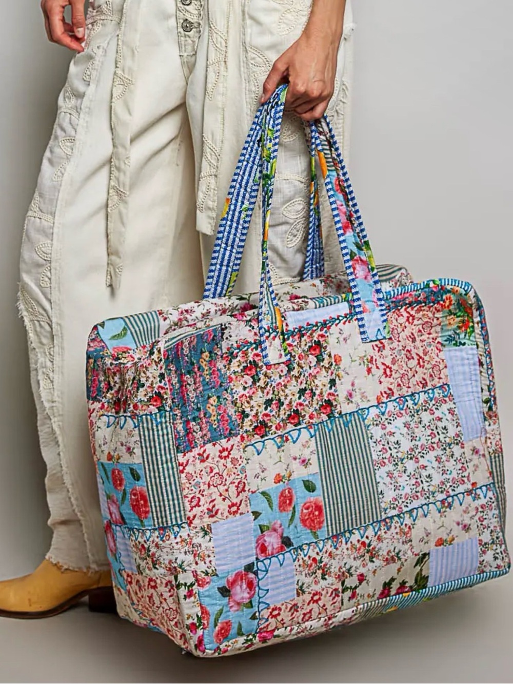 POL NEW NWT Quilted Patchwork Travel Tote Bag - Blue Floral LARGE